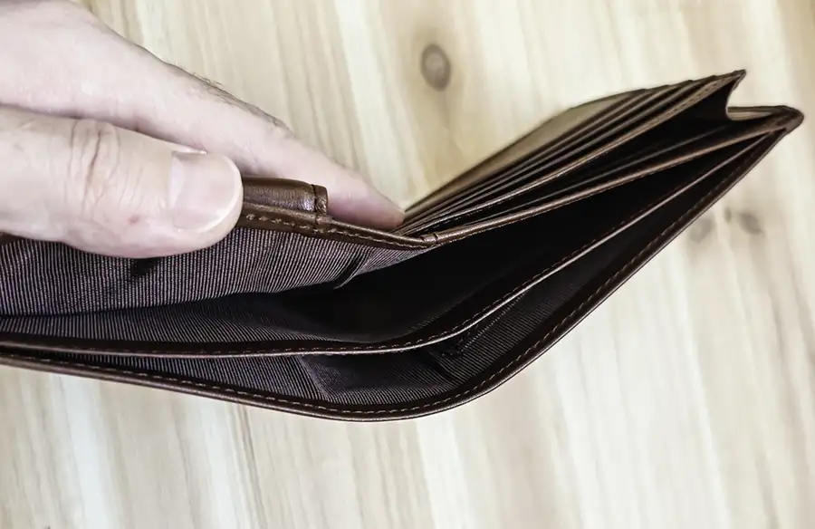 栃木レザーの財布の札入れ