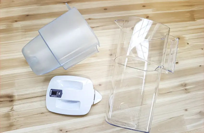 分解したBRITA リクリエの画像